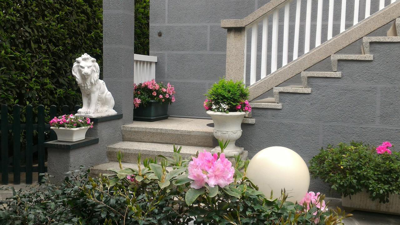B&B Le Magnolie Gallarate Exteriör bild